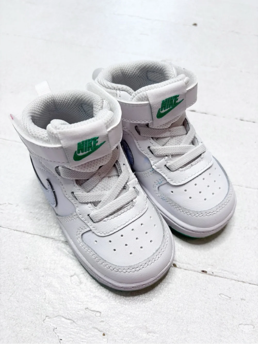 Nike Court Borough Mid 2 Green White Toddler Size 6 EUC
